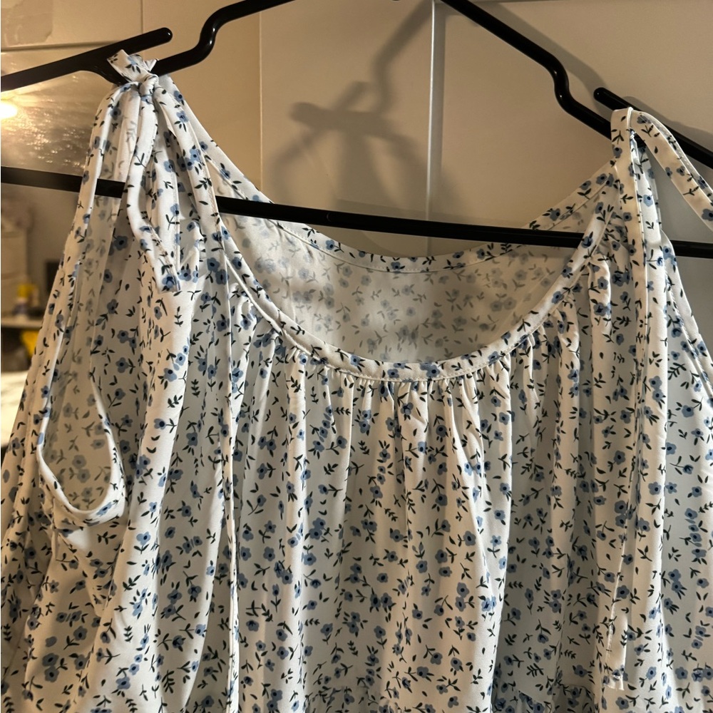 Floral Sleeveless Maxi Dress - Picture 2 of 2